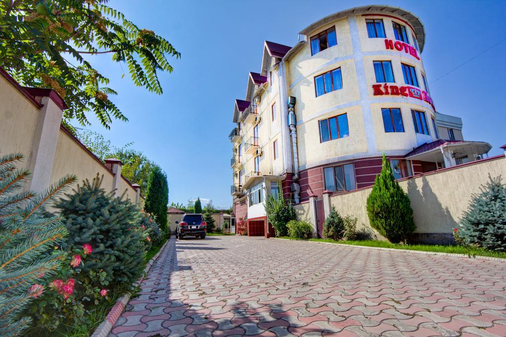 King House Hotel Bisjkek Buitenkant foto